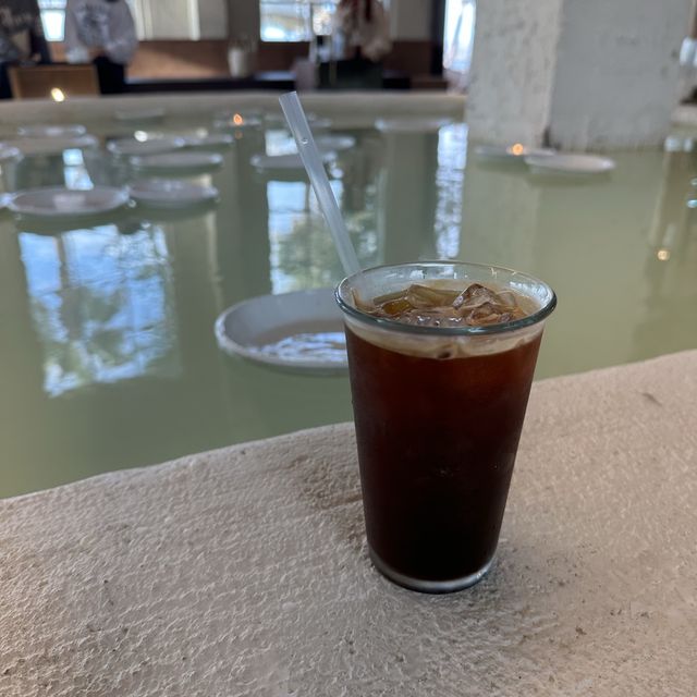 済州島の幻想的なカフェがすごい