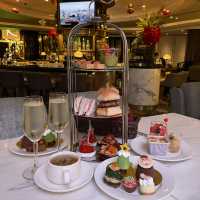 Celebrate the Season with Christmas Tea Time