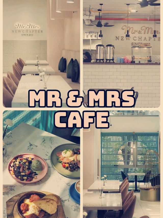 Mr & Mrs Cafe