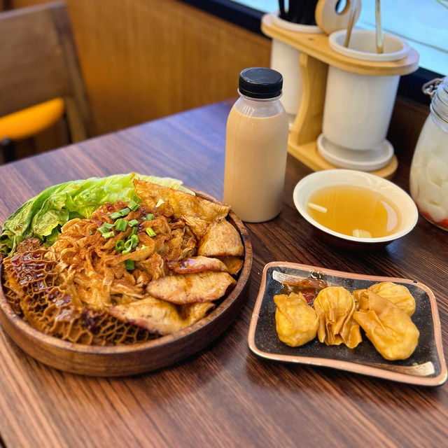 必試米芝蓮推介蝦籽撈麵🦐