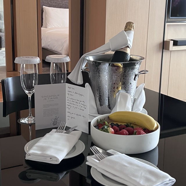 Sofitel Singapore City Centre - One Bedroom Suite 