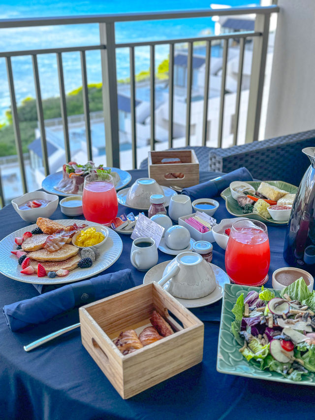 🌺バルコニーで朝食を🥞 グアム🏝️BALCONY BREAKFAST🏝️ ⁡