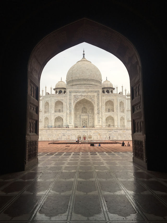 Sunrise at the Taj Mahal is magical 🌅🇮🇳