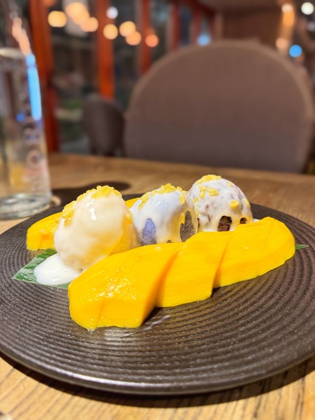 西灣河超醒胃海邊泰越菜🇹🇭🇻🇳😋