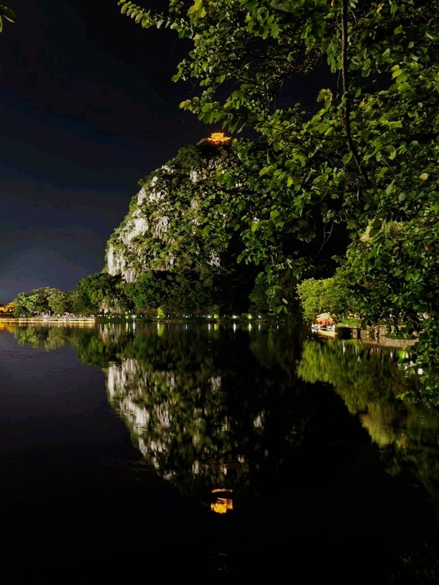 【免費夜遊】七星岩暑期特優惠，夢幻夜景等你來！