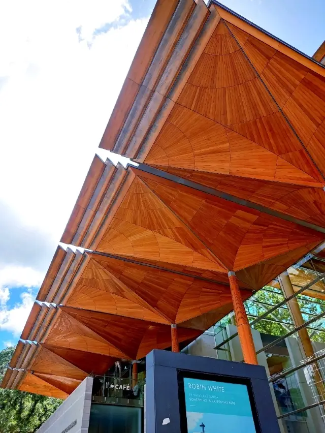 Auckland Art Gallery