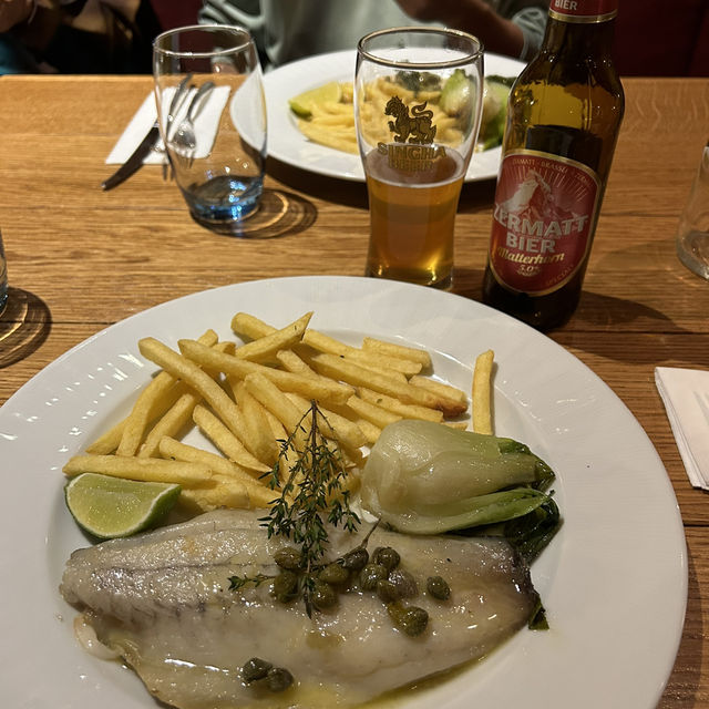 📍Zermatt ツェルマット, Switzerland スイス🇨🇭🗻