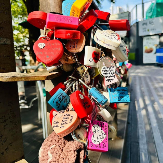 Panoramic Views of Seoul from N Seoul Tower