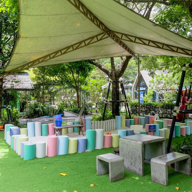 บ้านนกมาร์เก็ต Baannok Market