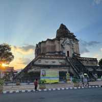 เที่ยวเชิงวัฒนธรรม วัดเจดีย์หลวงวรวิหาร