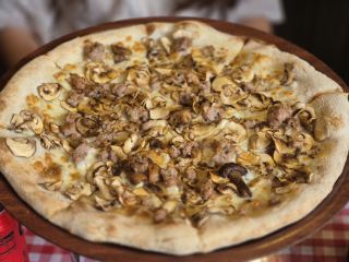 Foodie's Paradise in Manly, Australia: Whistler Street