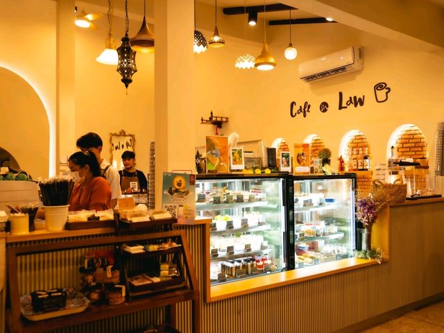 Cafe in Law คาเฟ่น่ารัก ใจกลางเมืองอุดร 