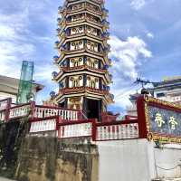 Unique Blend of Thai and Chinese