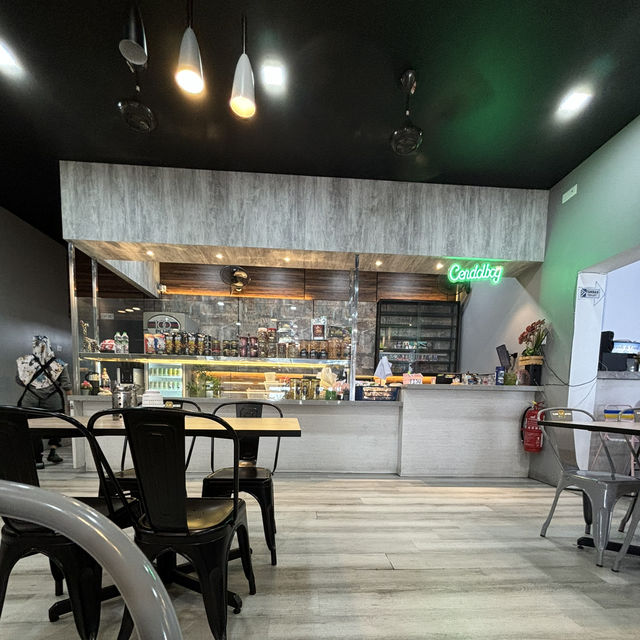 Cendolboy: A Culinary Delight in Pontian