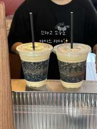 홍콩 여행이라면 무조건 가야하는 핫플 카페☕️