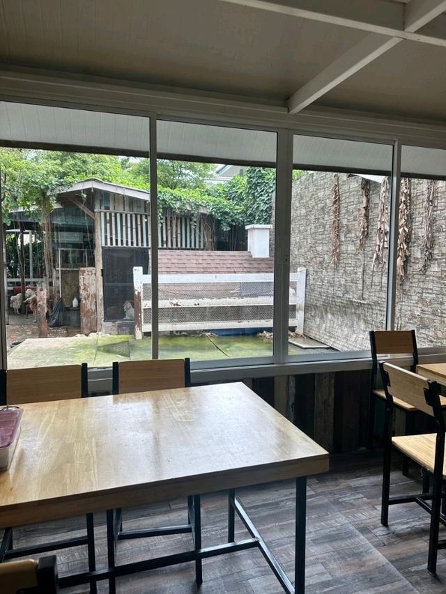 ร้านลับผัดไทยในตำนาน