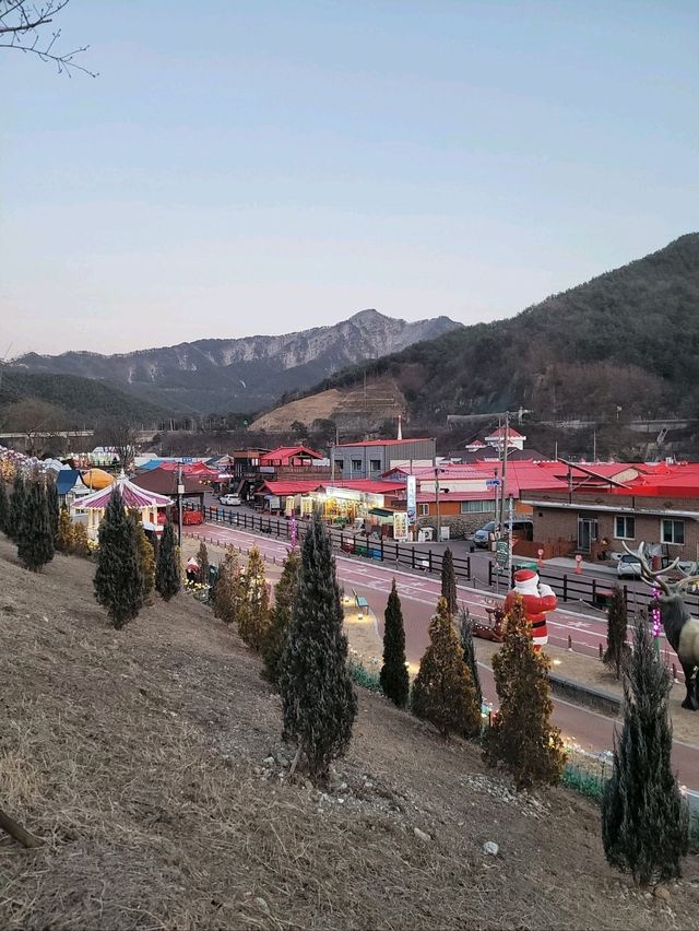 사계절 항상 겨울인 크리스마스 산타마을❤️