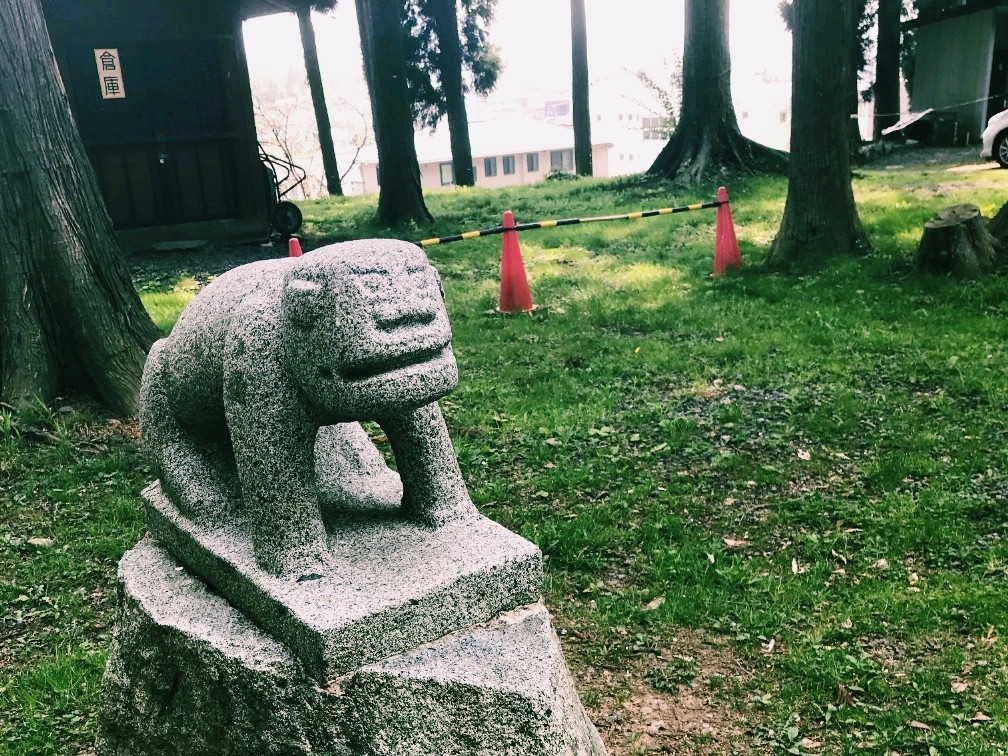盛岡天満宮】坂の先に待つかわいい狛犬たち | Trip.com 盛岡