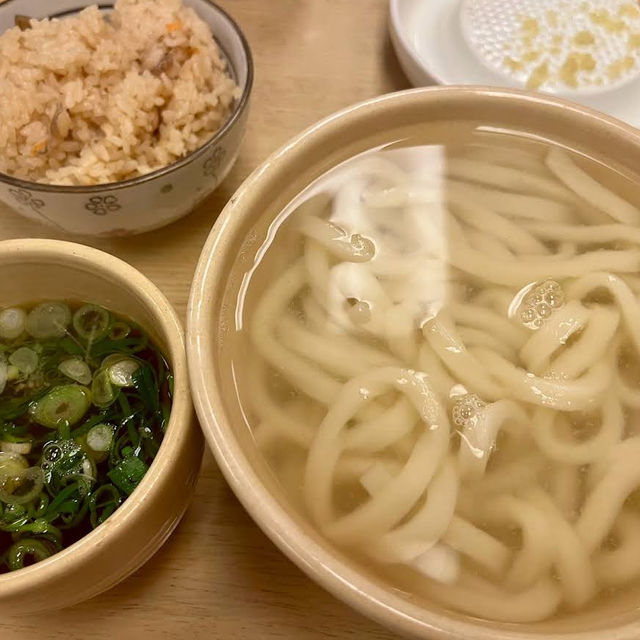 【日本・大阪🇯🇵】もちもちの釜揚げうどん
