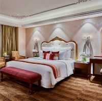 The memorable moment at Windsor Plaza Hotel 