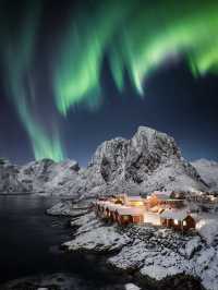 Aurora in Lofoten: Nature’s Light Show with a Side of Sweaters