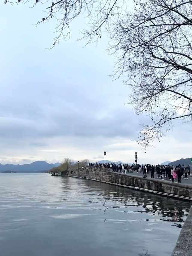 West Lake: The Timeless Beauty of Hangzhou