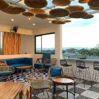 Who would have thought that in Maguwo there would be a rooftop coffee & eatery that had such a beaut
