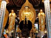 ไหว้พระขอพรเจ้าแม่กวนอิมพันมือที่เซี่ยหมิน
