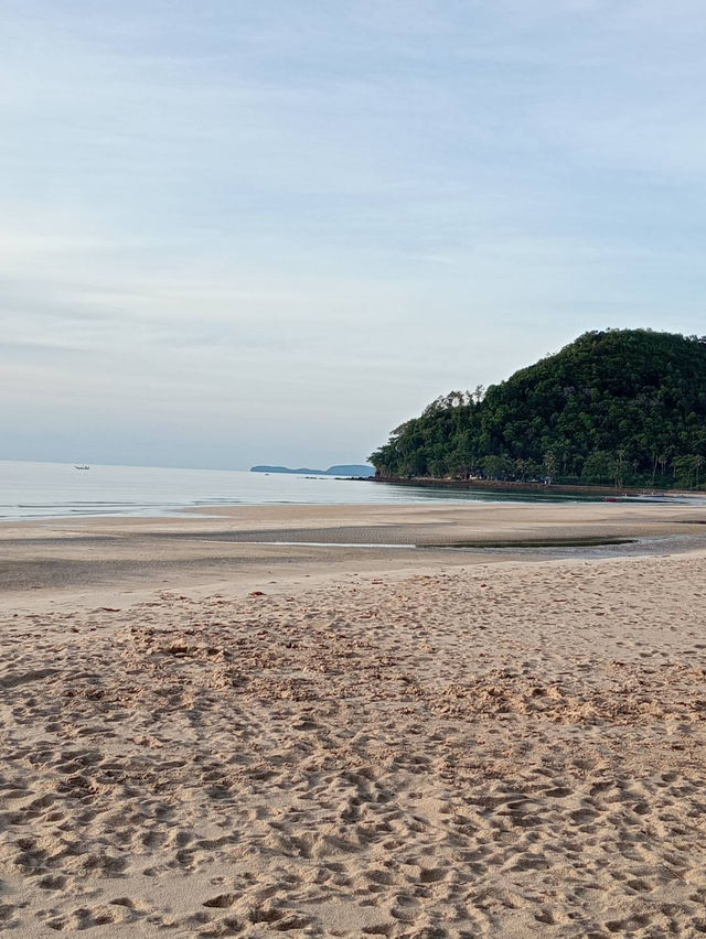 หาดทุ่งวัวแล่น จ.ชุมพร 🌊