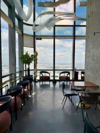 Stunning view lounge in the sky☁️