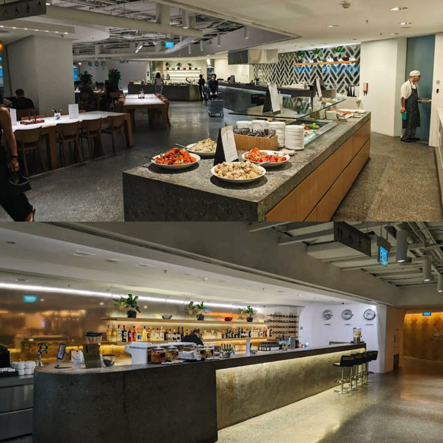 Qantas International Business Lounge Singapore