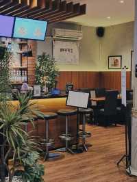 WALTIE’S ROOFTOP CAFE