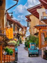 Discover the Magic of Dukezong Ancient Town: A Timeless Journey Awaits!