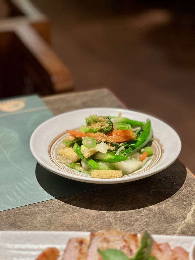 《灣仔抵食泰菜 高質芒果黑白糯米飯🔥》