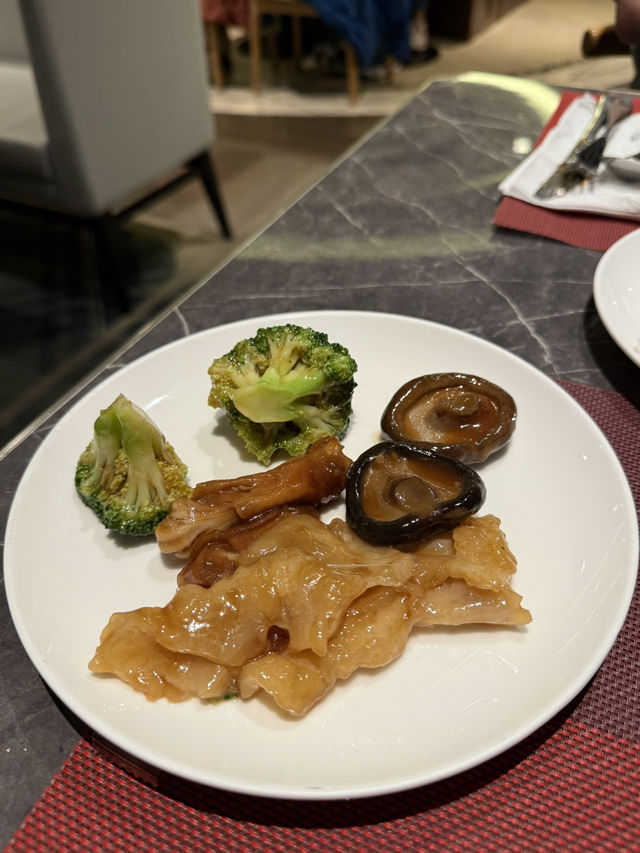 鵝肝、龍蝦🦞、花膠自助餐