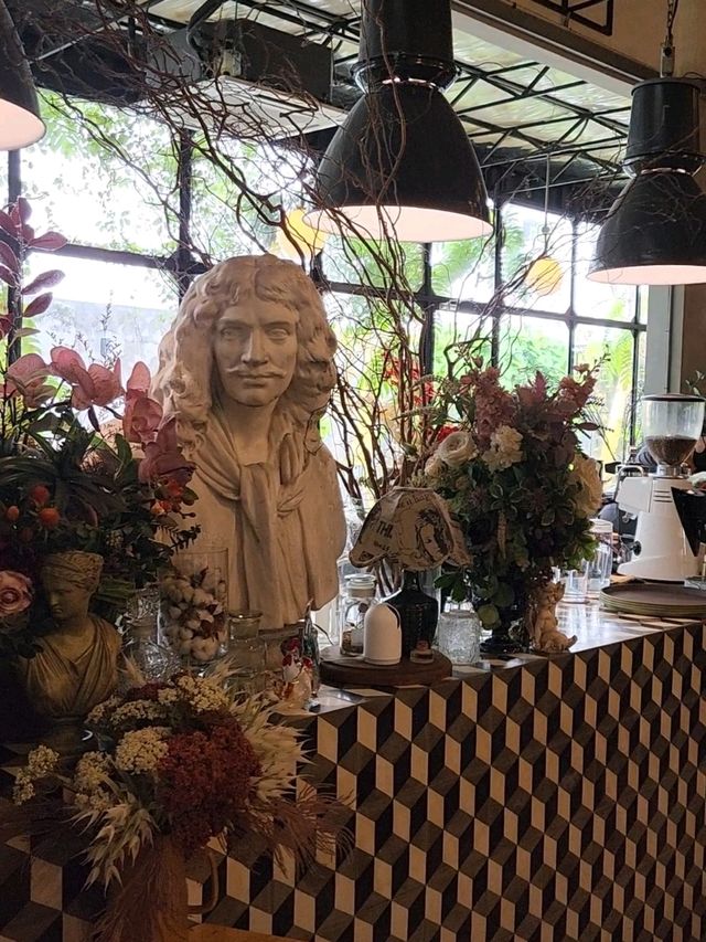 📍Rowan & Parsley