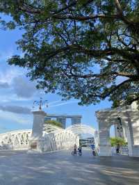 พาเที่ยว Marina Bay Sands – เดินชิลริมแม่น้ำ ✨🫶🏻