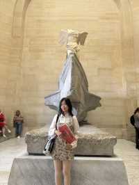 Louvre Museum 🏛️✨