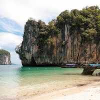 One day trip เที่ยว “เกาะห้อง” จ.กระบี่ 🛥️🌊🏝️