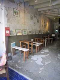 ร้านหนัง(สือ) ๒๕๒๑ กาแฟภูเก็ต 📚