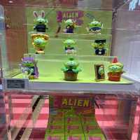 【上海ディズニー・グッズ】 POP MART