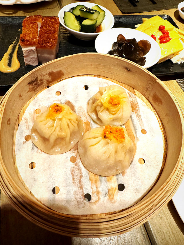 Hidden authentic HK restaurant @ basement 