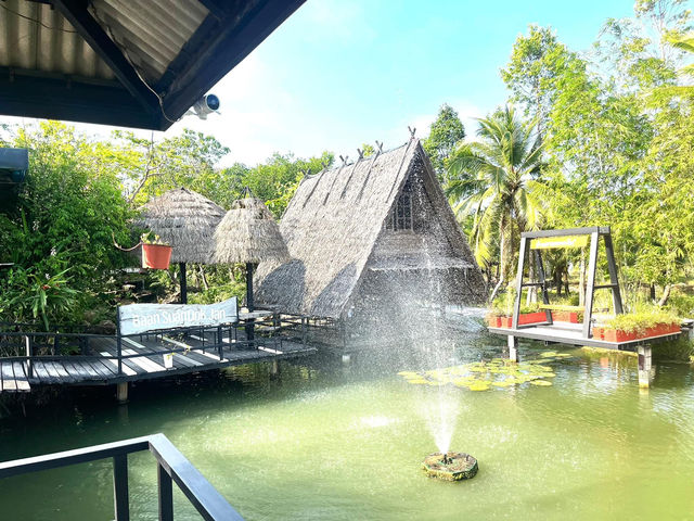 บ้านสวนดอกจัน นครศรีฯ อาหารใต้รสจัดกลางสวน