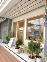 Sweethome Cafe & Bekery ร้านดีๆใกล้วัดหลวงพ่อโสธร