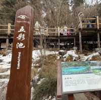 ทำไมต้อง จิ่วจ้ายโกว (Jiuzhaigou) สักครั้ง!!