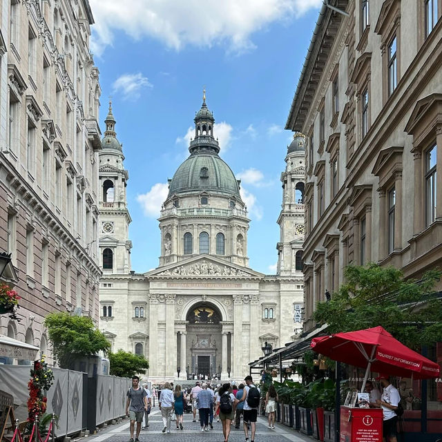 ⛪ A Divine Day at St. Stephen’s Basilica: Budapest’s Crown Jewe