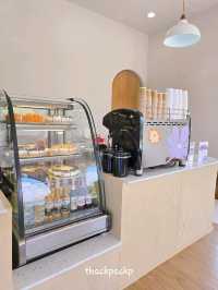 Bliss & Bloom Cafe ทุ่งดอกไม้ ใน Verona ทับลาน🌸