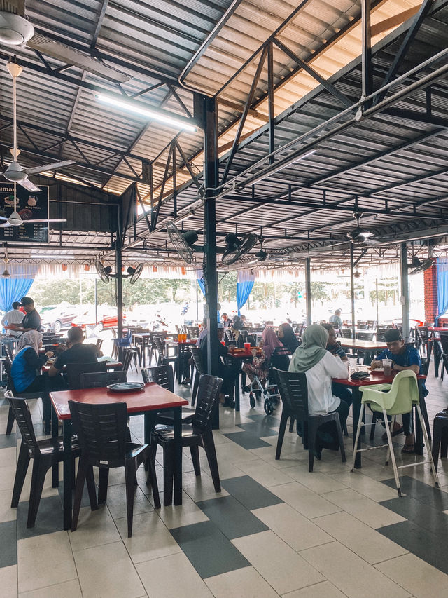Good food at good place | Wan Ikan Bakar 🐟