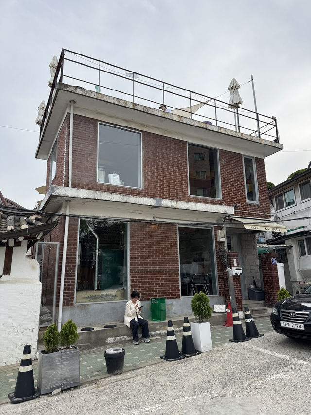 【韓国旅行】路地裏にある昌徳宮ビューが最高の人気カフェ