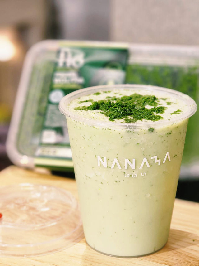 Nanaba Cafe - ตกแต่งสไตล์มินิมอล